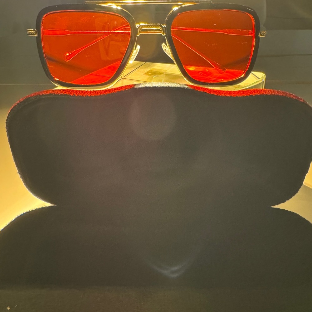 Glitz Red and Gold unisex Sunglasses - Picture 3 of 3